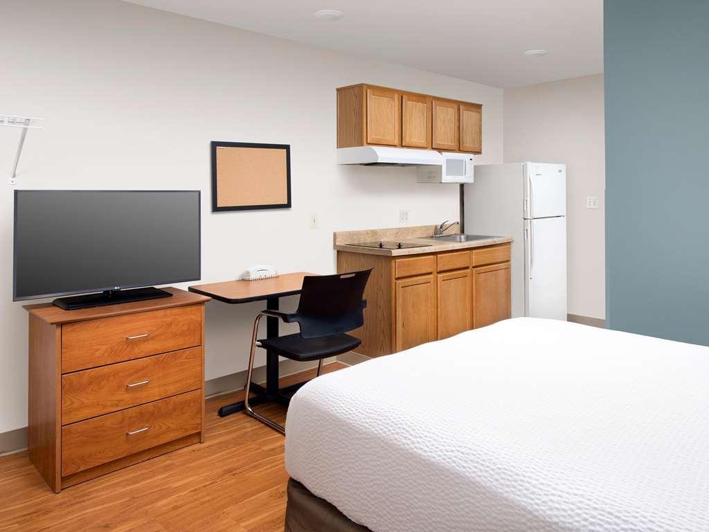 Extended Stay America Select Suites - Charleston - Ashley Phosphate Rd Hanahan 객실 사진